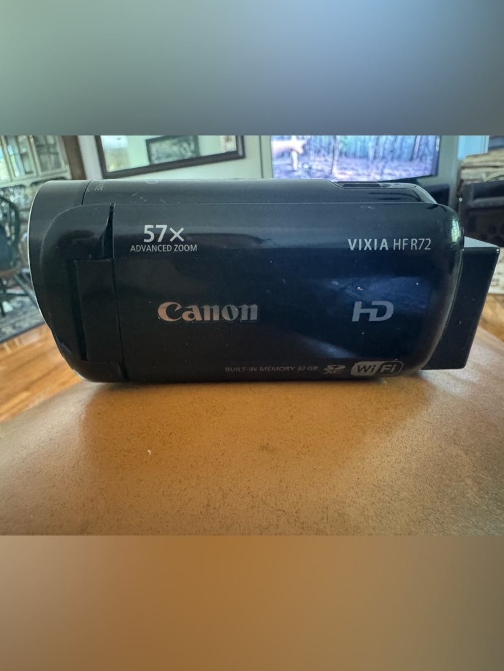 Canon VIXIA HF R72 Series Camcorder in Black